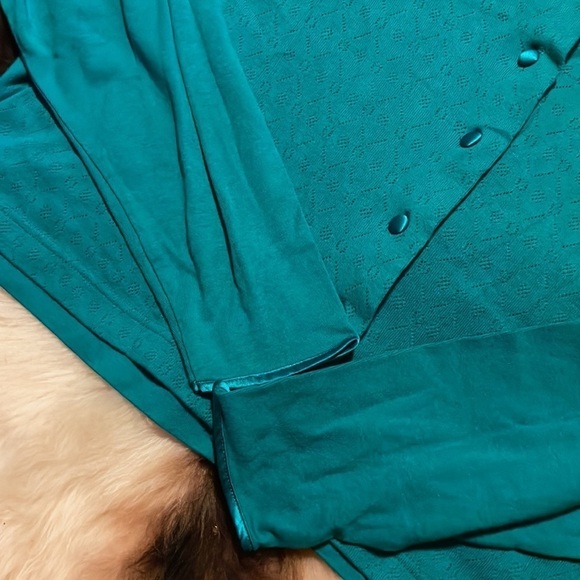 Vintage gold tag Victoria’s Secret button front long sleeve green sweater - Picture 2 of 6